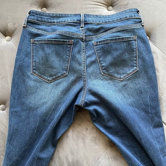 Mid-Rise Pop Icon Skinny Jeans - Size 10 Petite - Picture 6 of 10